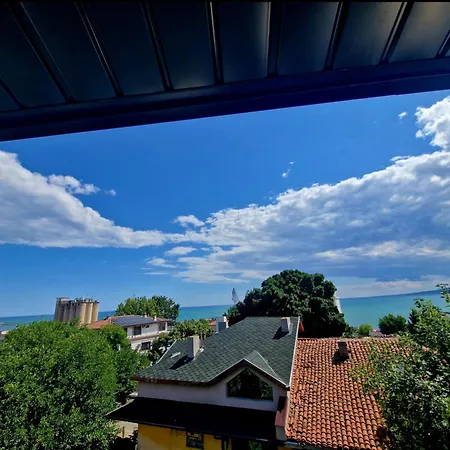 Διαμέρισμα Simon Sky View